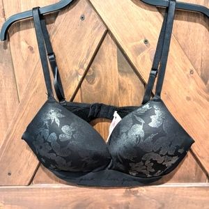 Wireless push up - PINK by Victoria's secret -